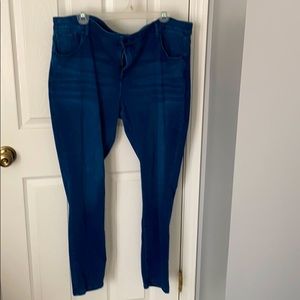 Old Navy Rockstar 24/7 thin Skinny Jean stretch